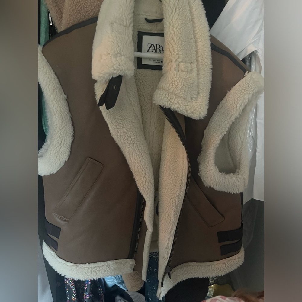 Zara Shearling lined vest